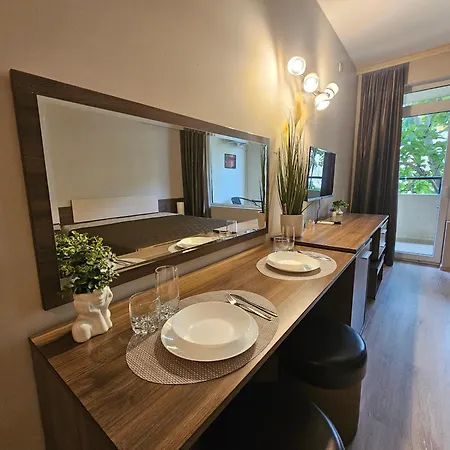 Apartment Elena 340 *
